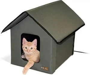 Top Outdoor Cat Houses Review 1 K&H Pet Products Outdoor Heated Kitty House